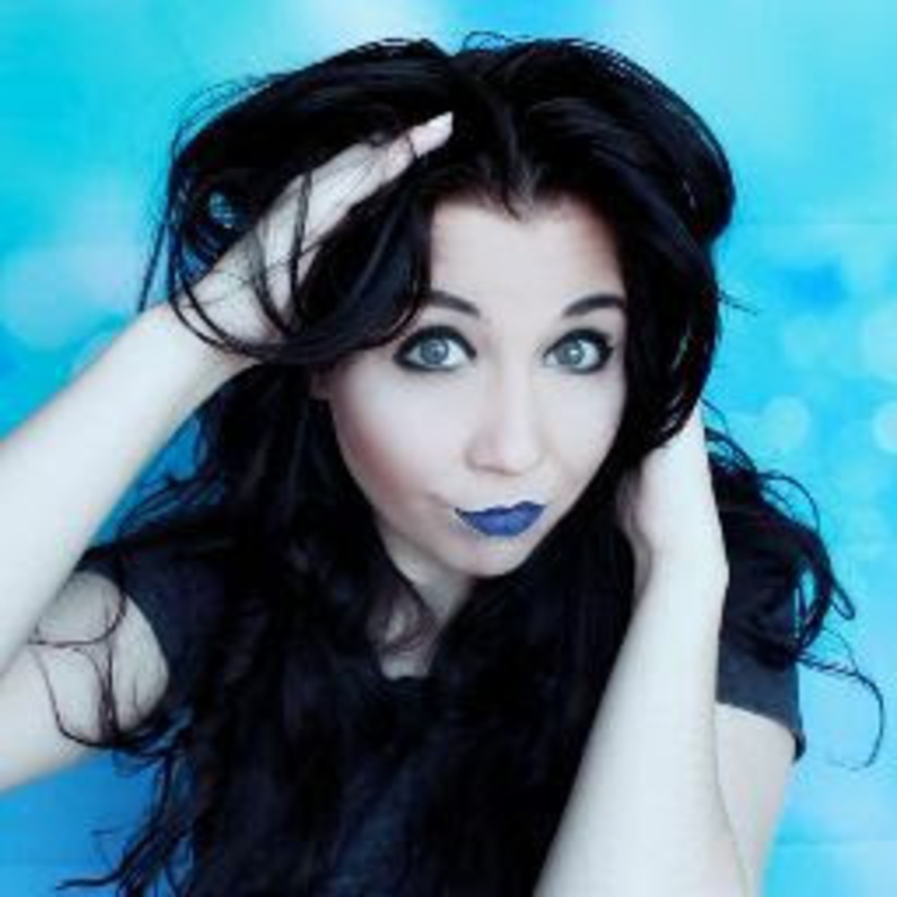 Meet your Posher, Dalila